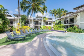 Amazing Rooftop Resort Experience with Hot Tub